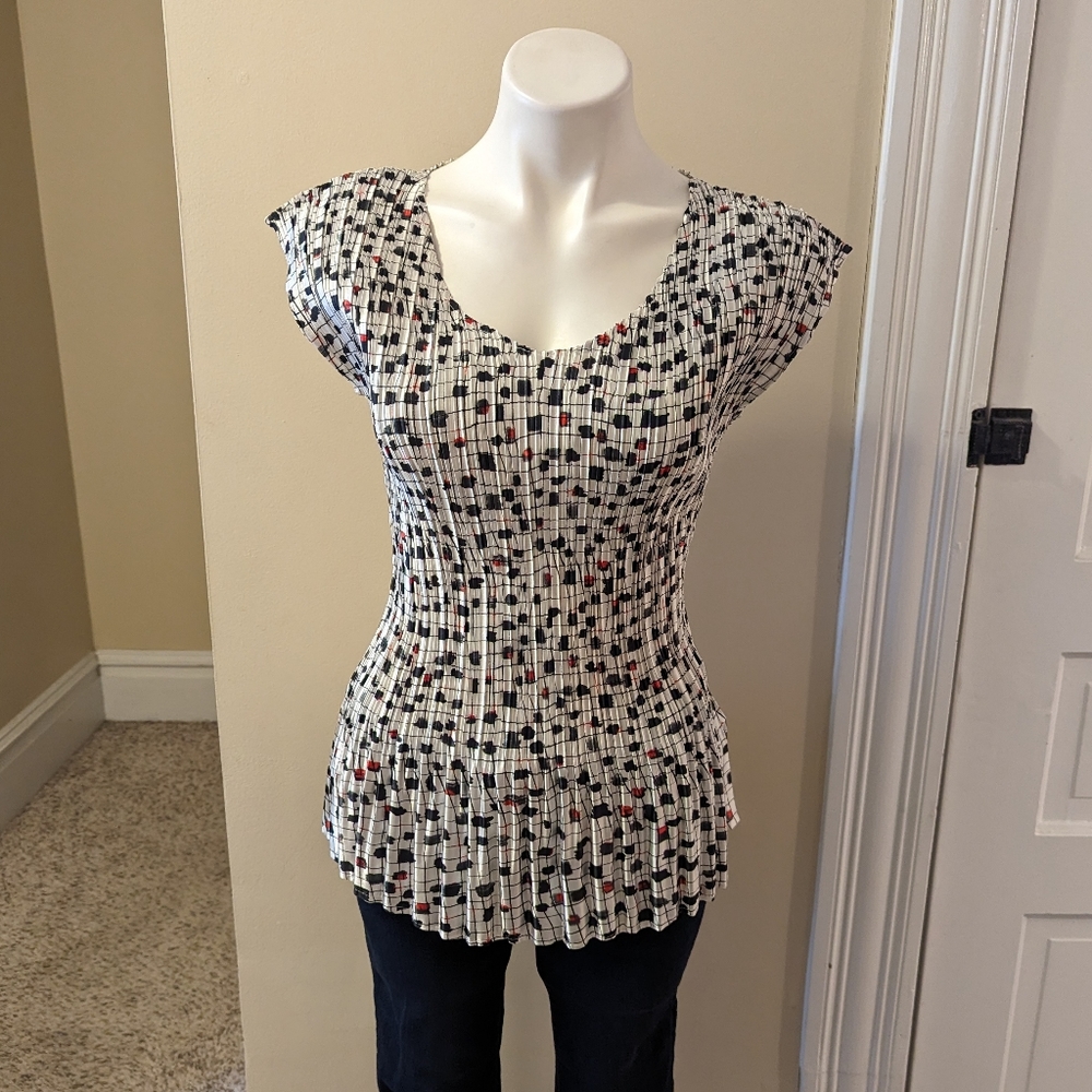 Vintage Milono white top with black and abstract red polka dot print size S